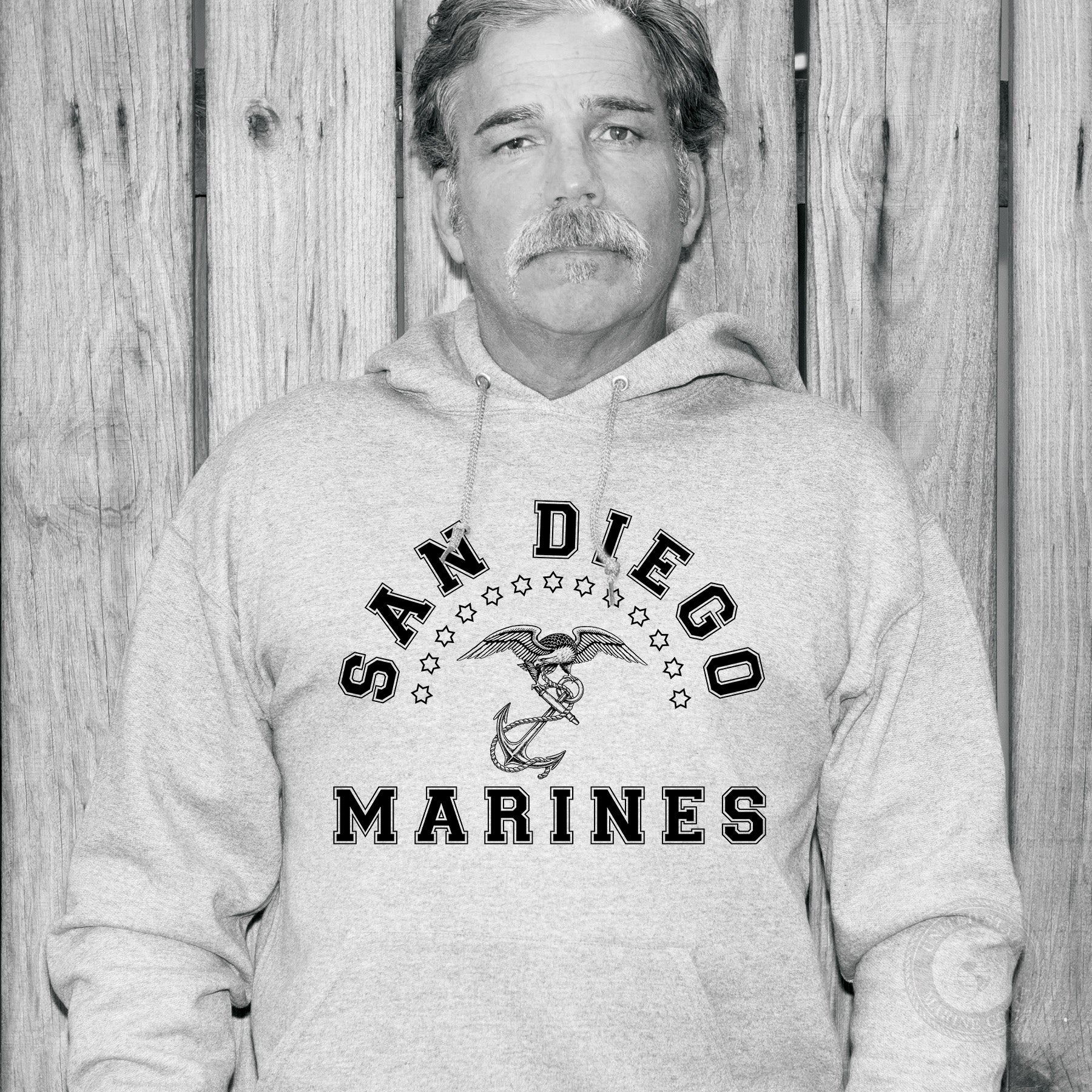 MCRD Vintage Eagle & Anchor Hoodie - Image 18