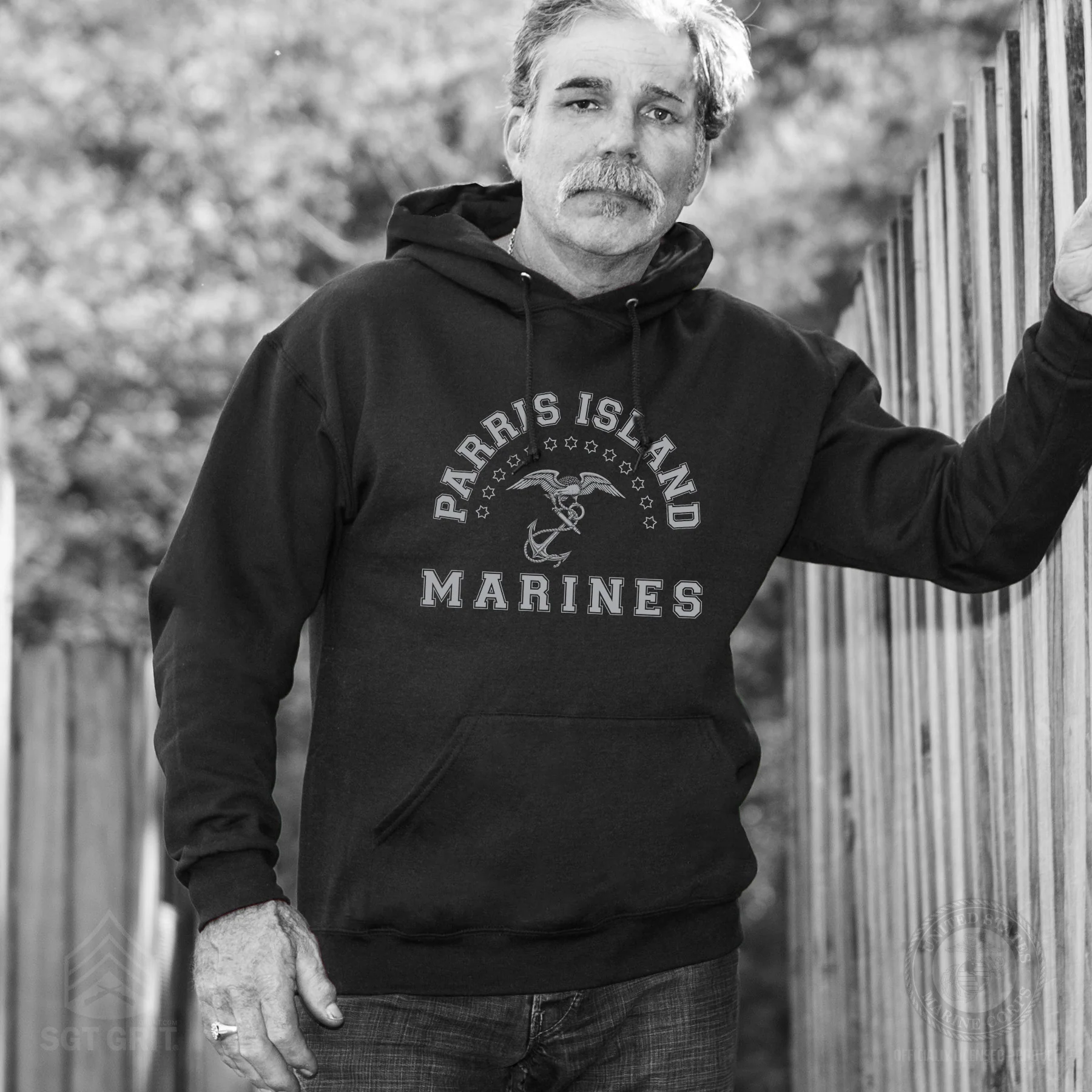 MCRD Vintage Eagle & Anchor Hoodie - Image 7